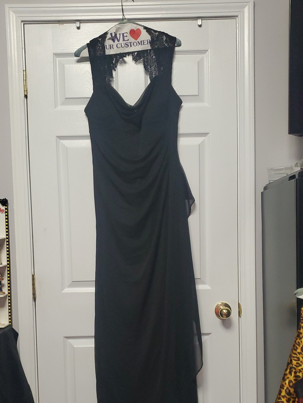 Elegant Black Lace-Shoulder Evening Dress